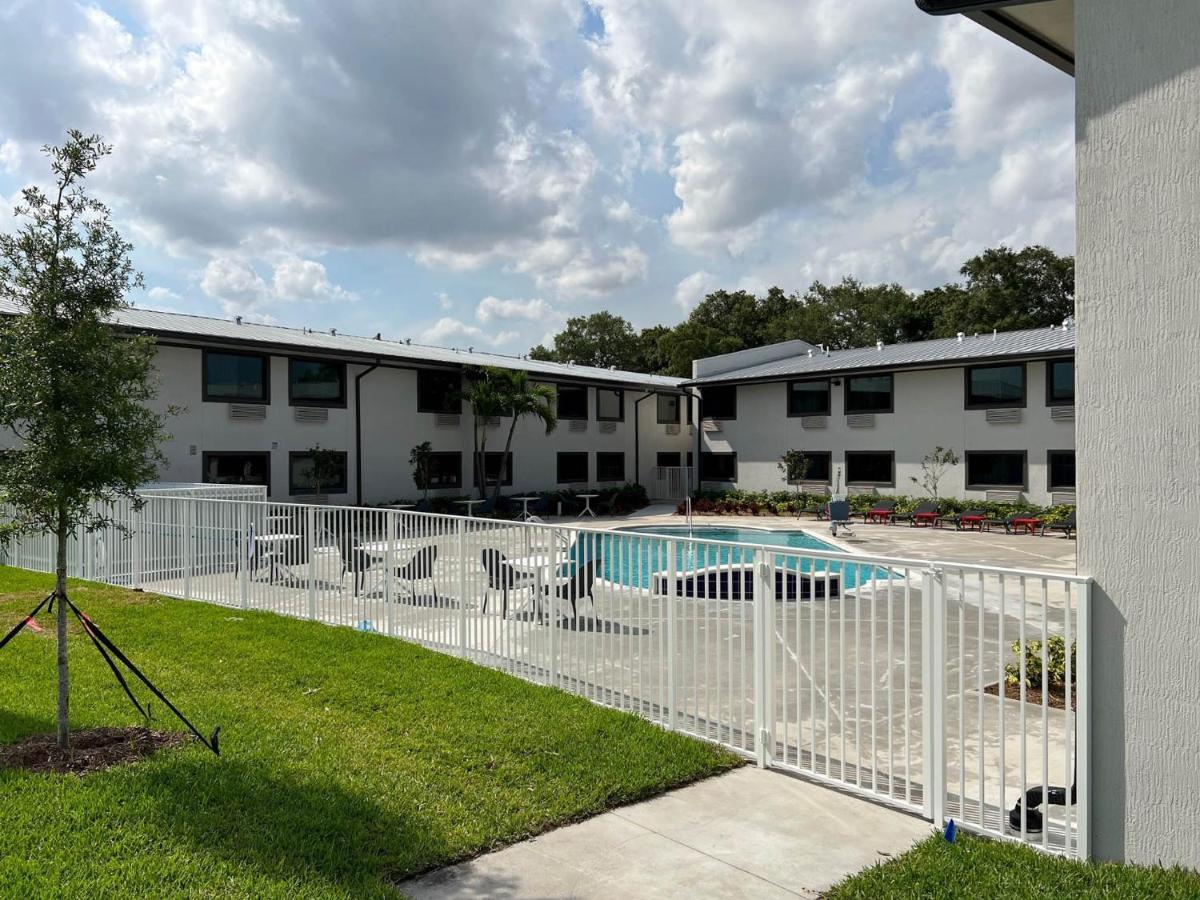 Motel 6-Fort Lauderdale, Fl Extérieur photo