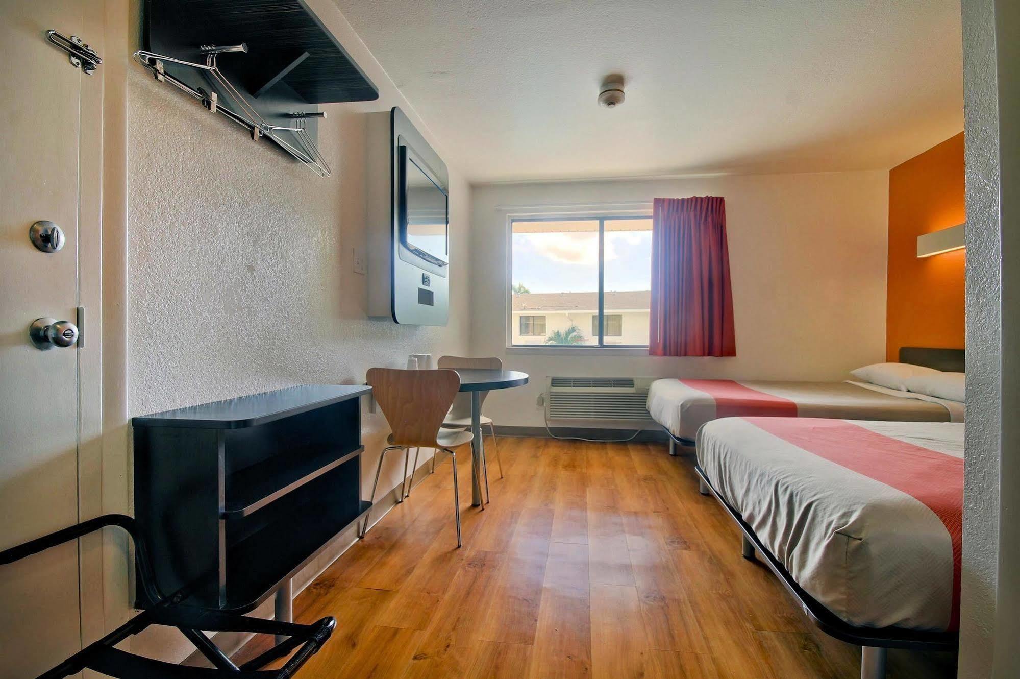 Motel 6-Fort Lauderdale, Fl Extérieur photo