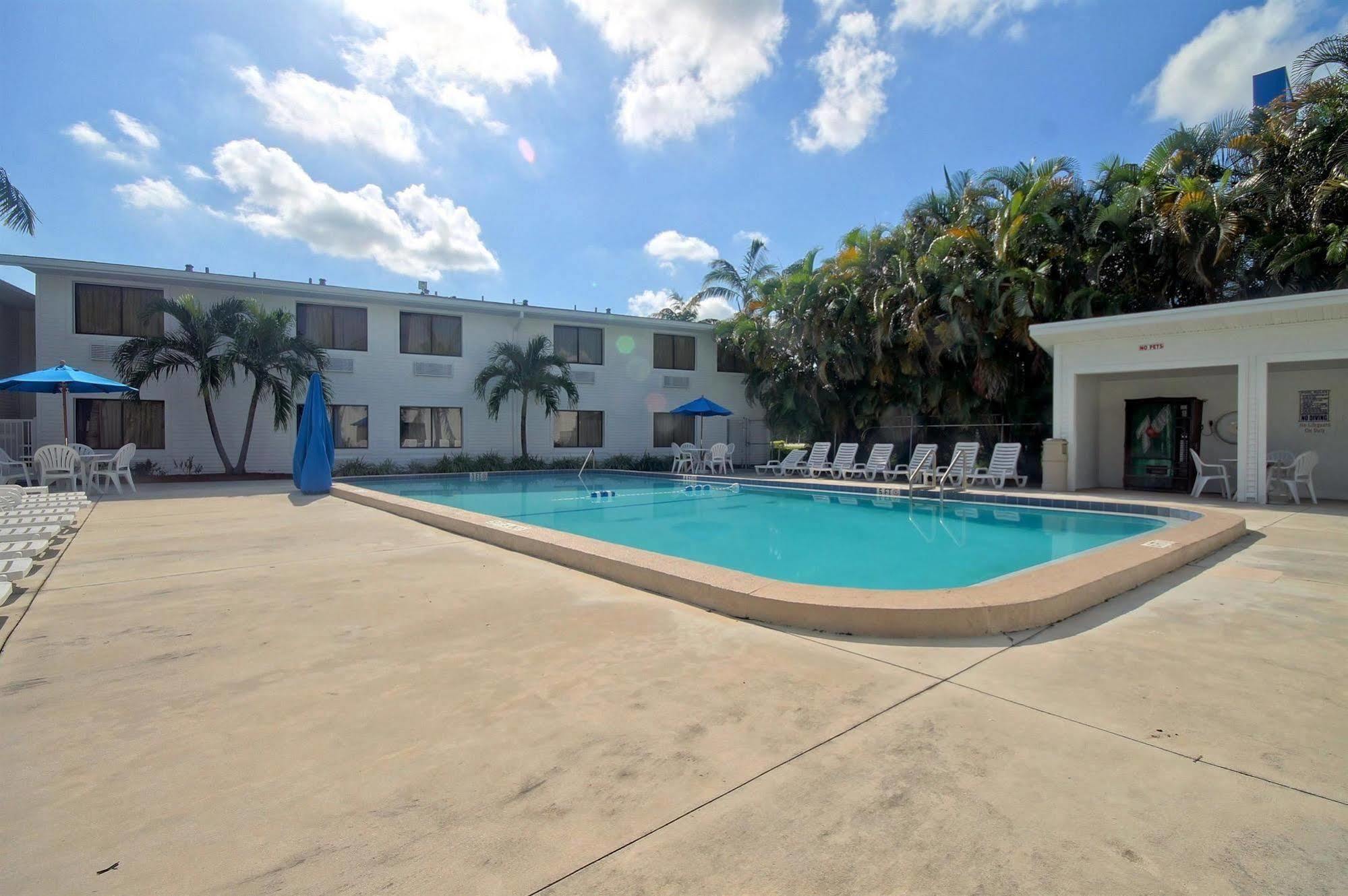 Motel 6-Fort Lauderdale, Fl Extérieur photo