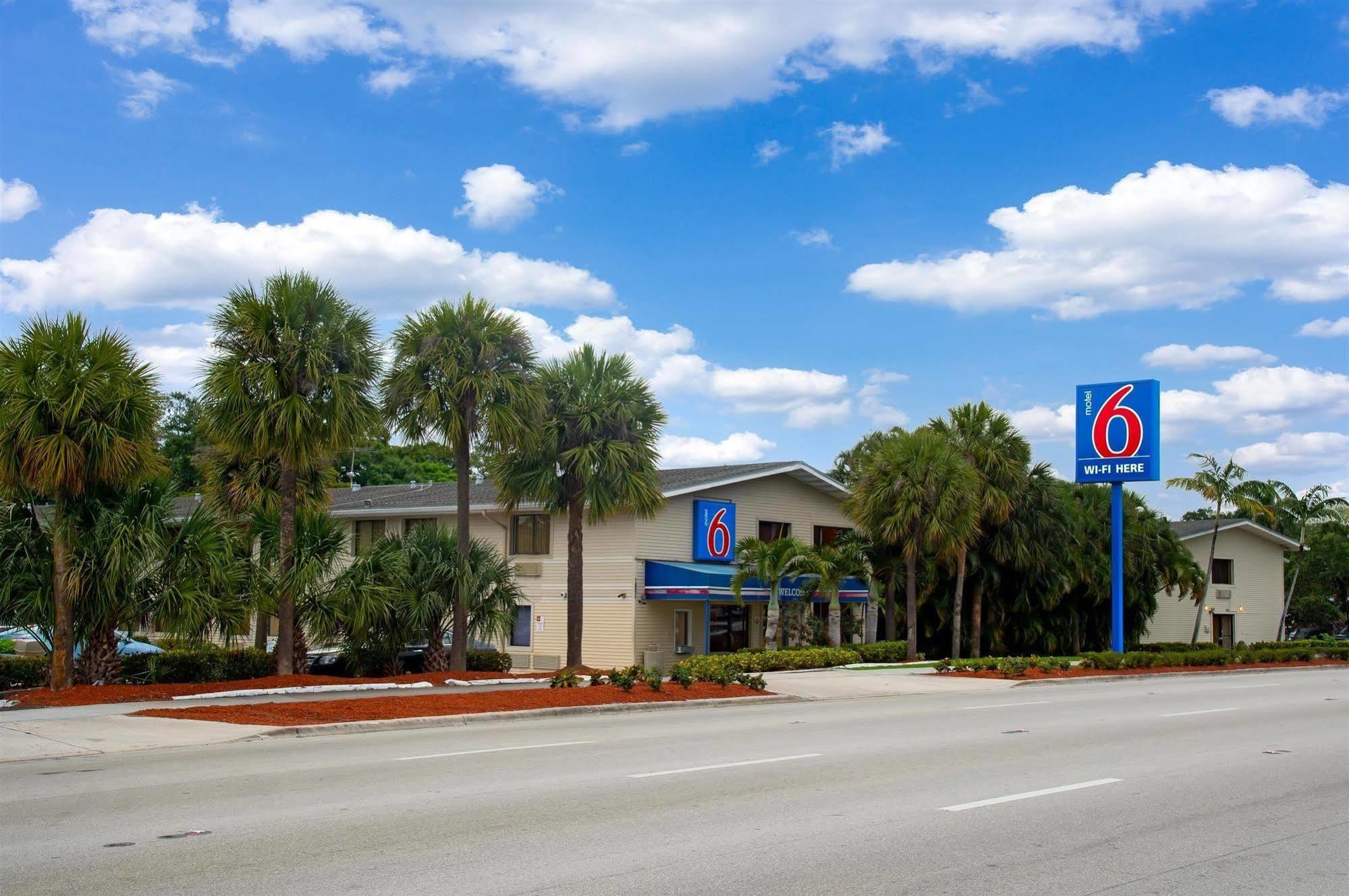 Motel 6-Fort Lauderdale, Fl Extérieur photo